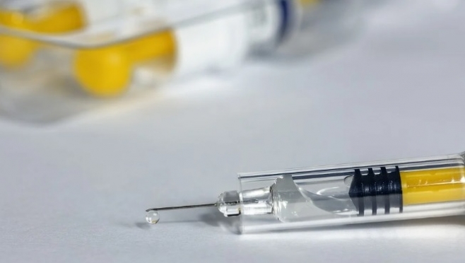 Три региона ПФО получили первую партию вакцины против коронавируса