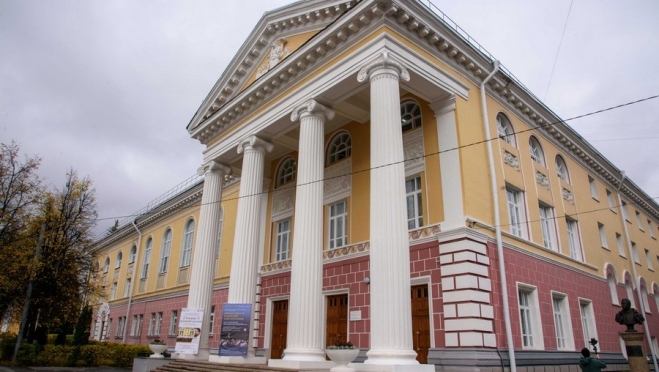 Колледж культуры и искусств им. Палантая отремонтируют до 1 сентября