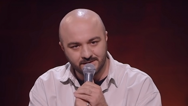 Гостем эфира радио Европа Плюс Йошкар-Ола станет известный  стендап-комик страны