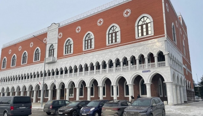 В Йошкар-Оле закрыта парковка у Дома дружбы народов