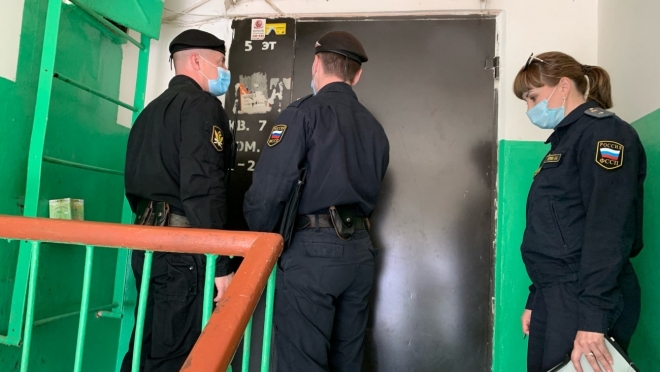 В Йошкар-Оле судебные приставы арестовали гаражи и квартиру
