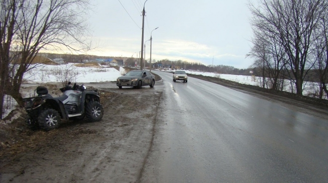 В Йошкар-Оле водитель снегоболотохода угодил в больницу