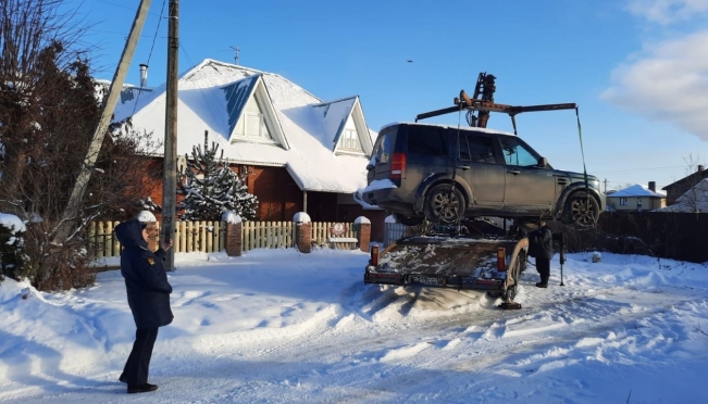 У йошкаролинца забрали Land Rover в счёт погашения долга в размере 10 млн рублей
