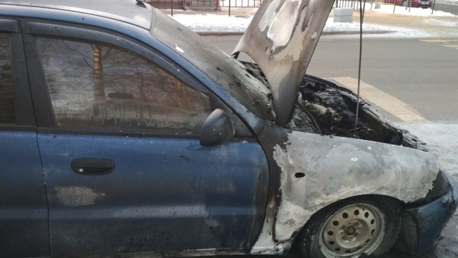 На дороге Йошкар-Олы загорелся автомобиль