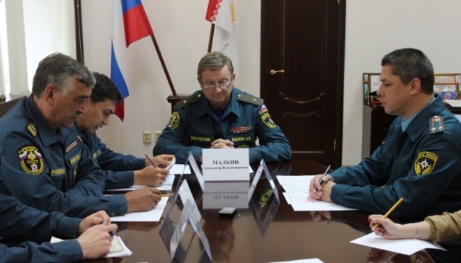 Сотрудники МЧС работают в режиме «повышенная готовность»