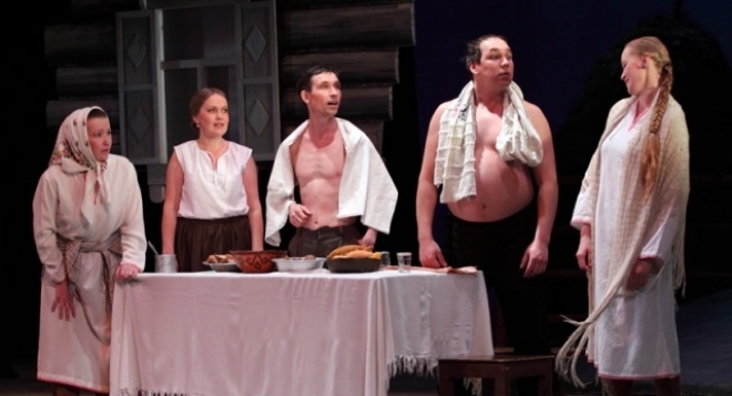 Cаня, Ваня, с ними Римас ("Вучо,- мане,- пӧртылам...")