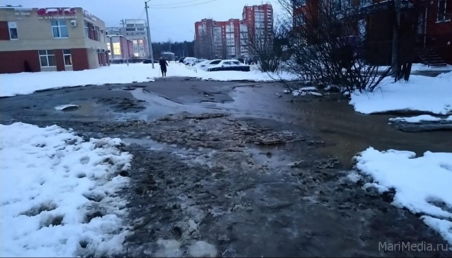 В «Сомбатхее» из-за аварии более 2 тысяч человек остались без воды