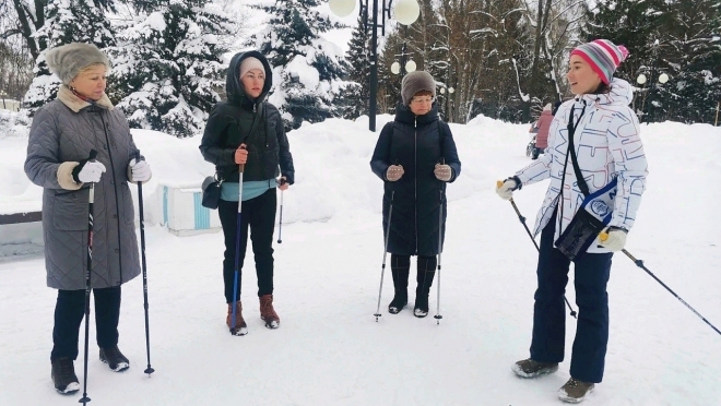 В парке культуры и отдыха бесплатно обучат скандинавской ходьбе