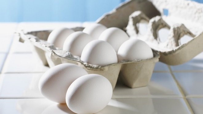 Роскачество не рекомендует мыть яйца, мясо и грибы