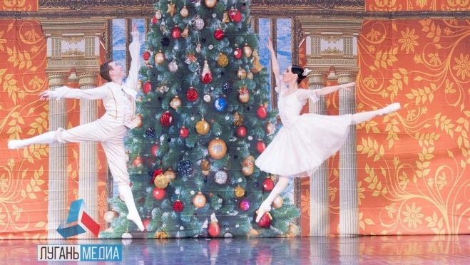Артисты Марийского театра оперы и балета выступили в Луганске