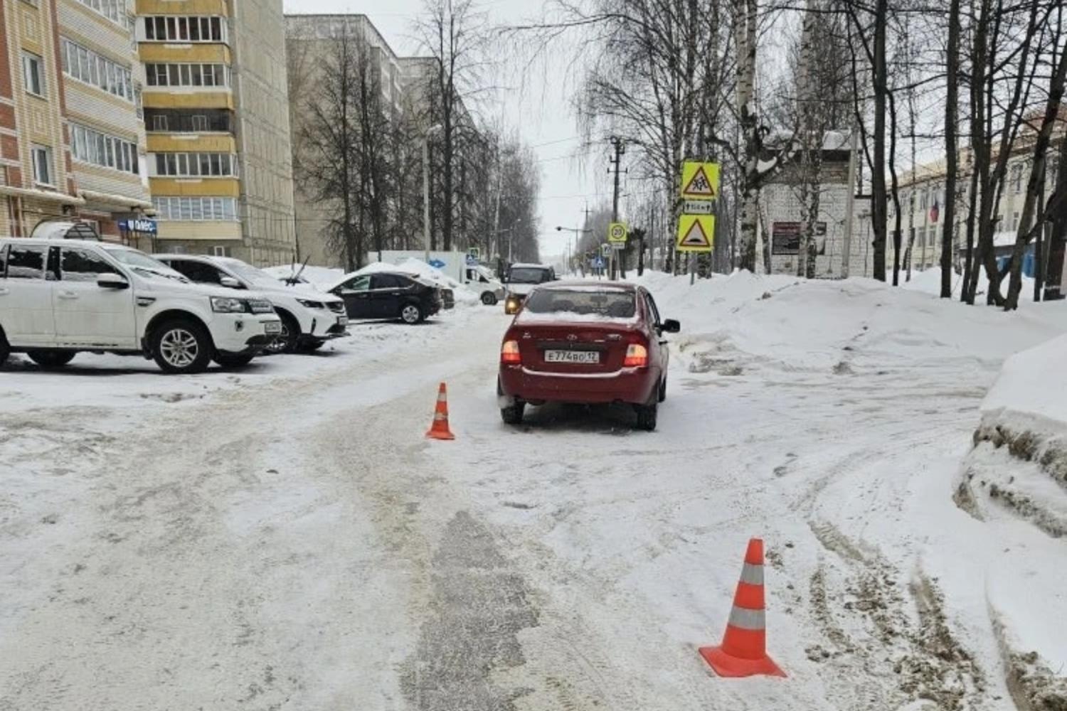 В Йошкар-Оле машина сбила 9-летнюю девочку 