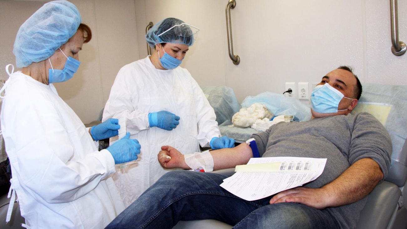 Доноры крови должны соблюдать питьевой режим