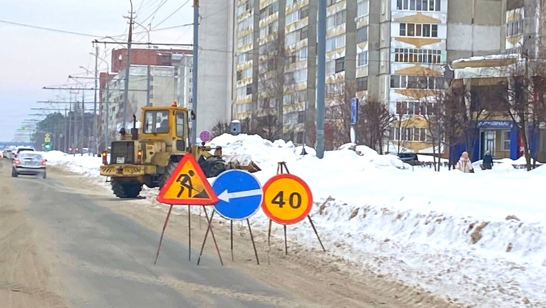 На уборке улиц в Йошкар-Оле задействовано 76 единиц техники