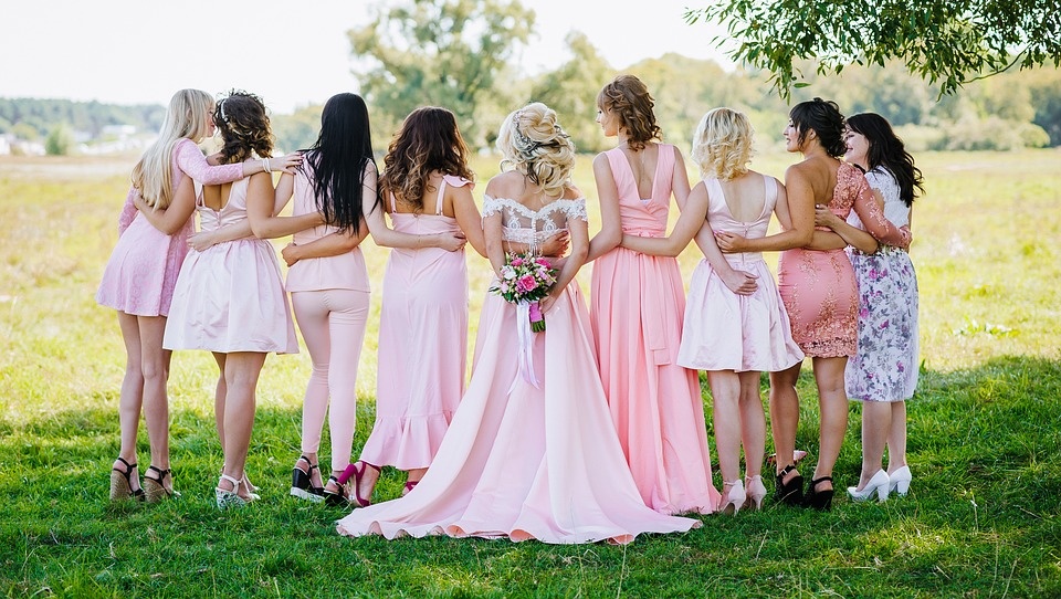 Определён средний брачный возраст в России