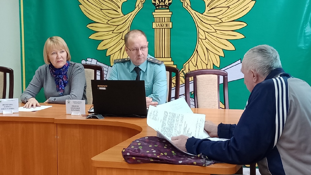 В День единого приёма граждан к судебным приставам обратился 431 житель Марий Эл