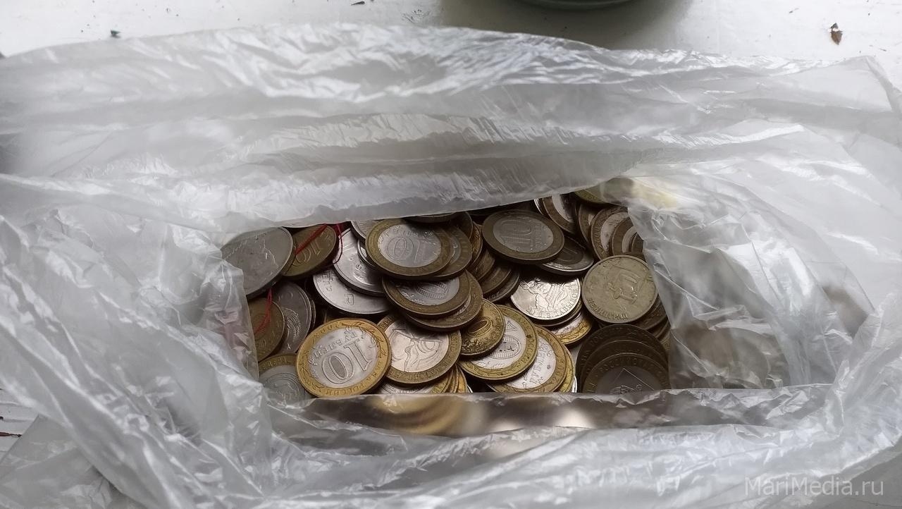 В Горномарийском районе рецидивист украл пакет с мелочью