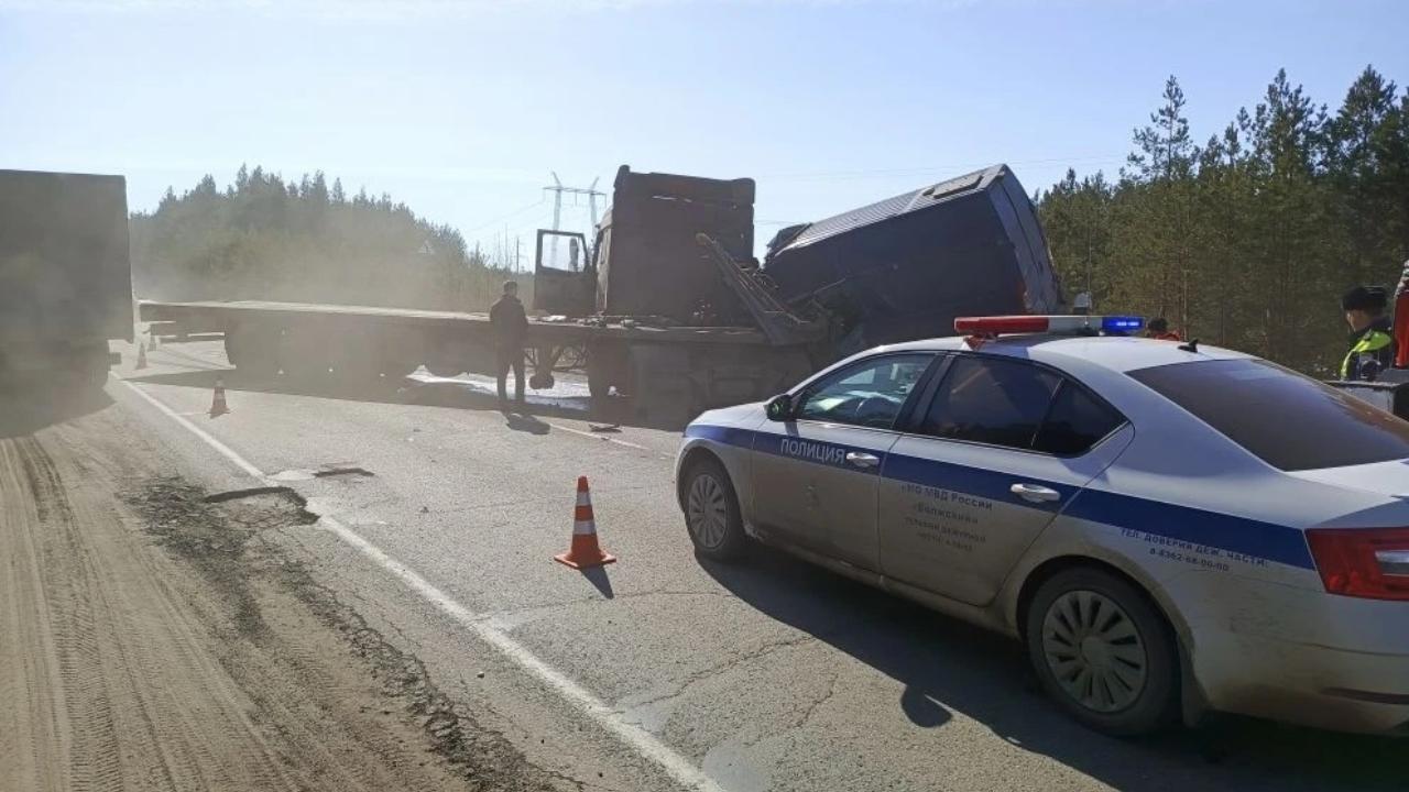 В Марий Эл на Казанском тракте в ДТП погиб водитель грузовика