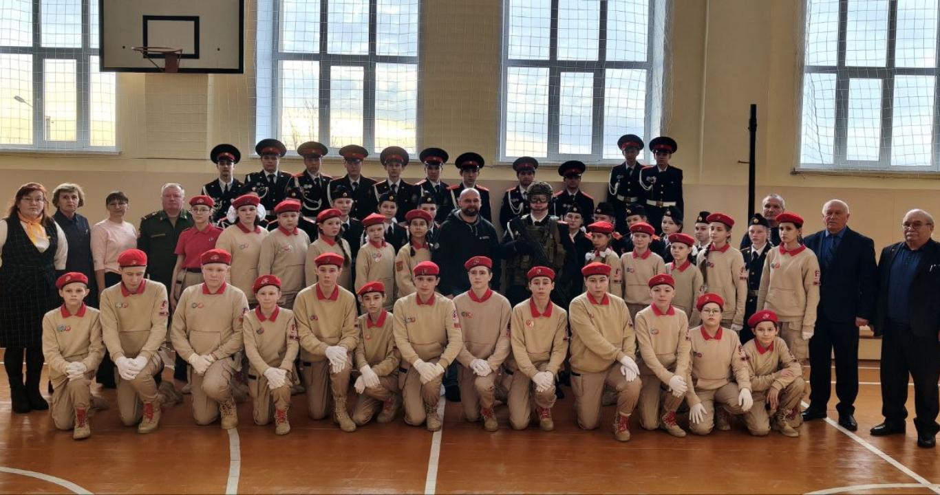 Ветеран СВО провёл интерактив для школьников Мари-Турекского района 