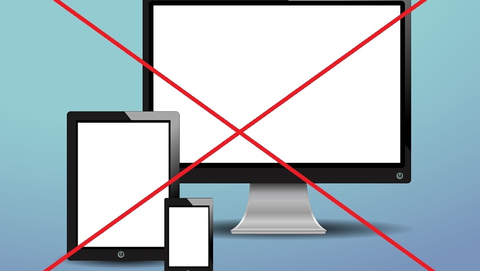 Военным запретили иметь мобильники и общаться с журналистами