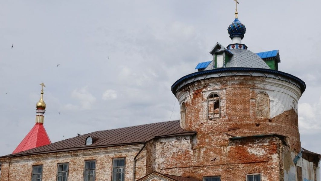 В селе Еласы Горномарийского района освятили колокола