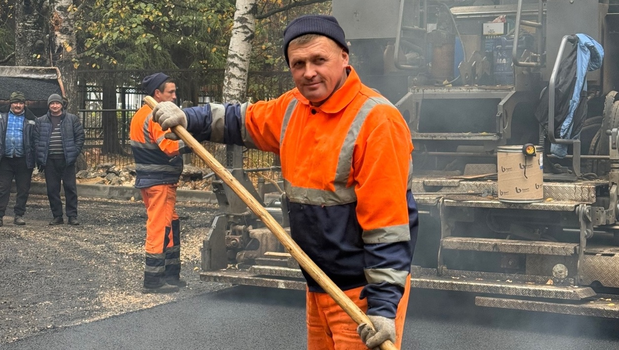 В Йошкар-Оле завершают ремонт дворовых проездов по Ленинскому проспекту