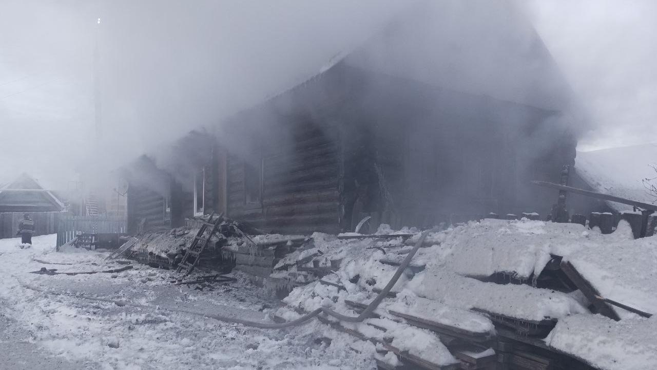 В Морках семья врача-терапевта осталась без крыши над головой