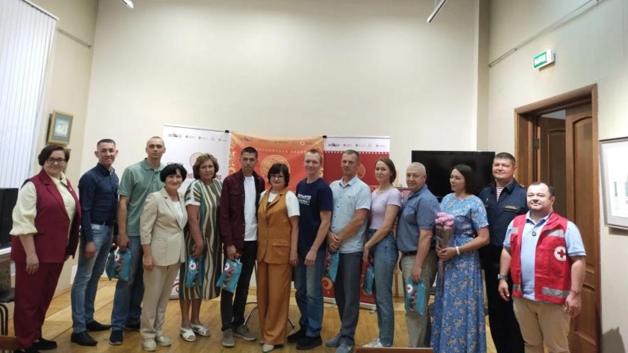 В Национальной художественной галерее чествовали доноров крови