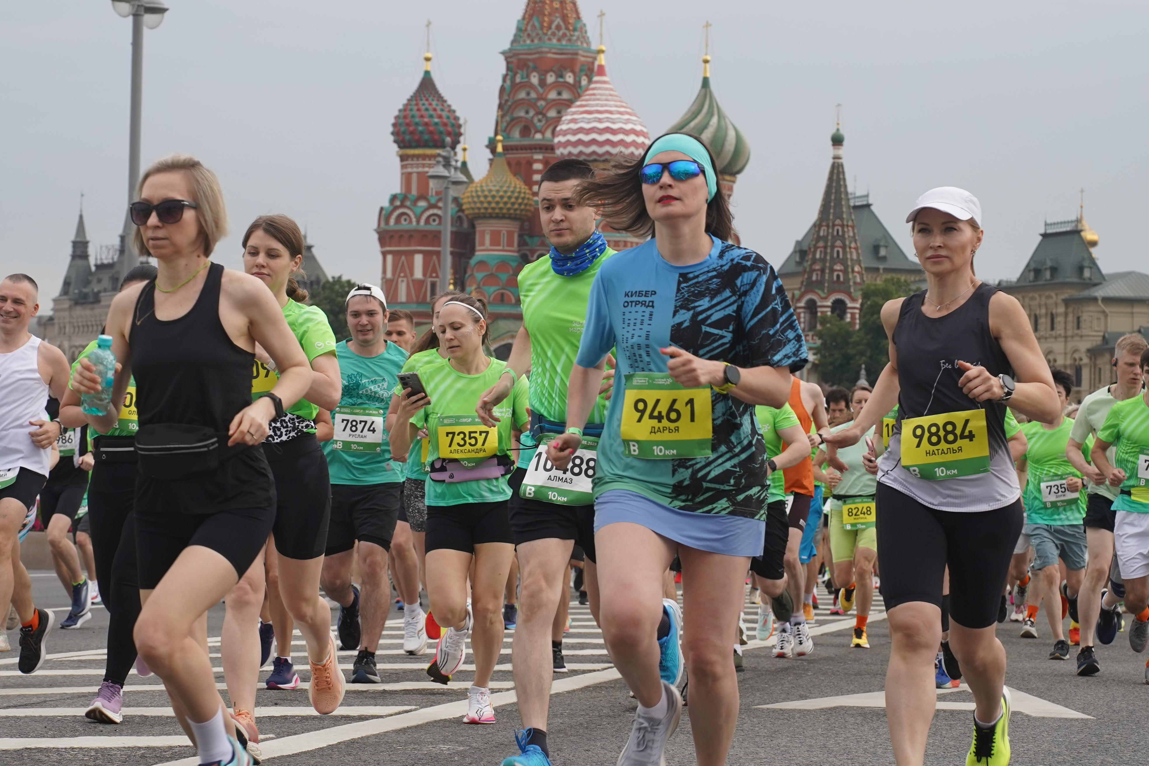 Бег — самый доступный вид спорта: россияне рассказали о своих спортивных привычках