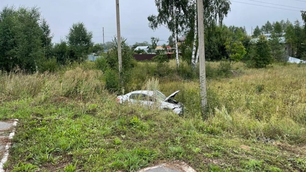 На автодороге «Помары — Коркатово» два человека пострадали в ДТП