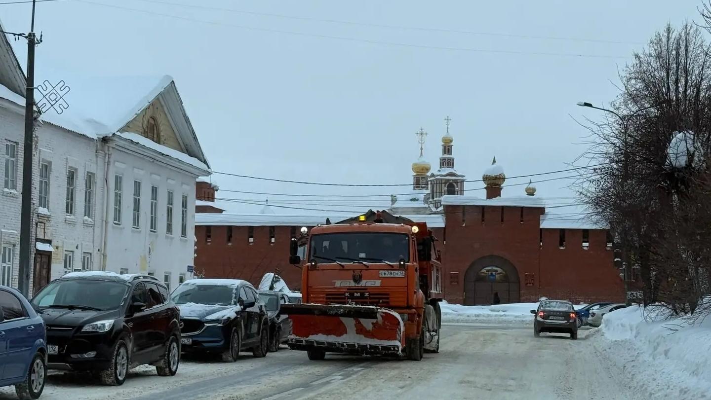 За зимний сезон из Йошкар-Олы на свалку вывезено 192 тысячи кубов снега