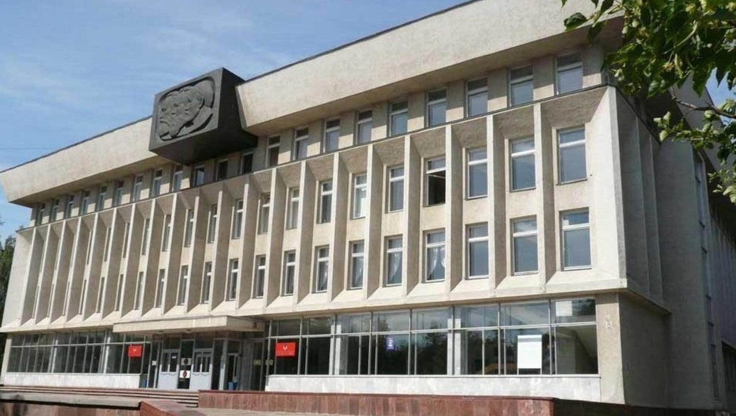 В Йошкар-Оле сегодня откроется выставка графики и патриотического плаката