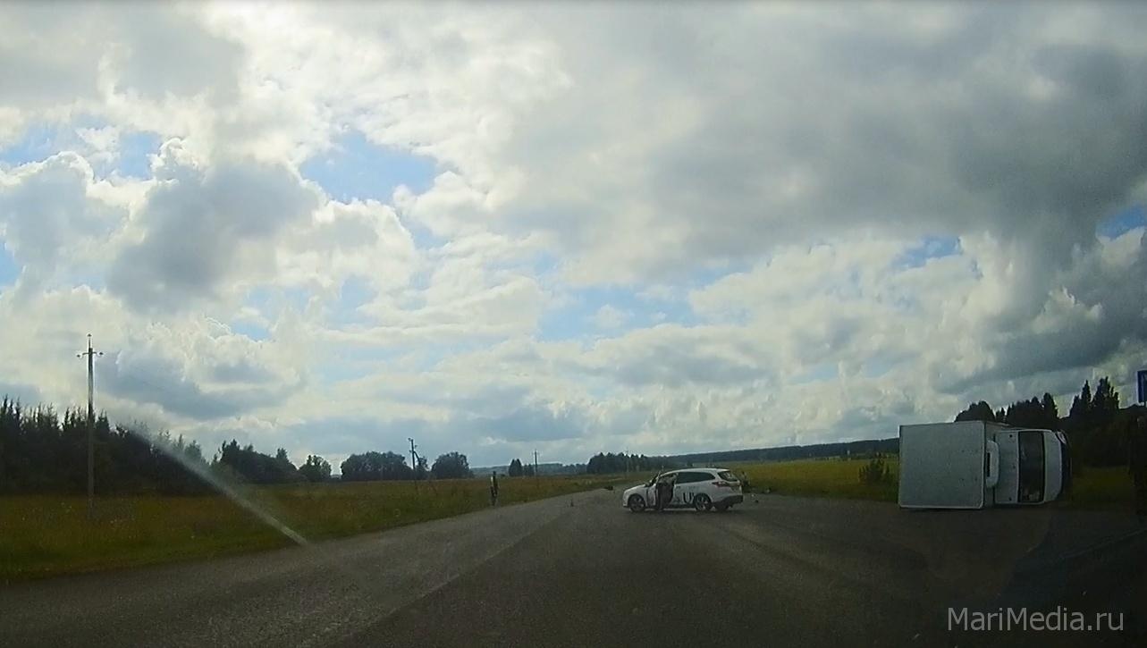 На Сернурском тракте столкнулись «ГАЗель» и мотоцикл