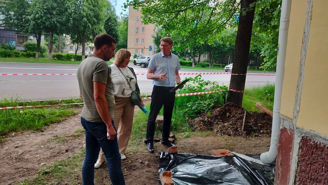 В Йошкар-Оле ремонтируют дом №179  по улице Первомайской