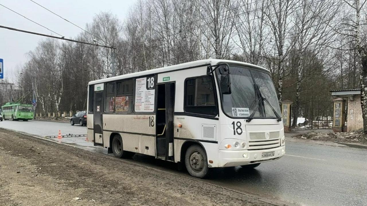 В Йошкар-Оле в салоне пассажирского автобуса упал 3-летний малыш