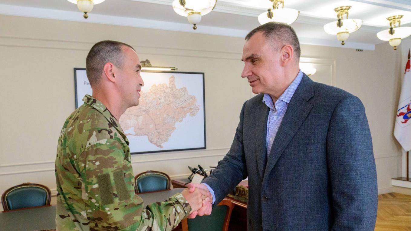Глава Марий Эл встретился с бойцом СВО Алексеем Пуртовым