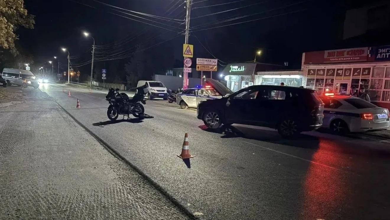В Волжске водитель иномарки не пропустил мотоцикл 