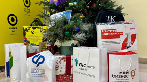 Победителей проекта «Ёлки-Иголки» на Русском Радио в Йошкар-Оле одарили подарками