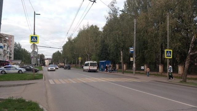 В Йошкар-Оле 44-летняя женщина получила травмы в маршрутке