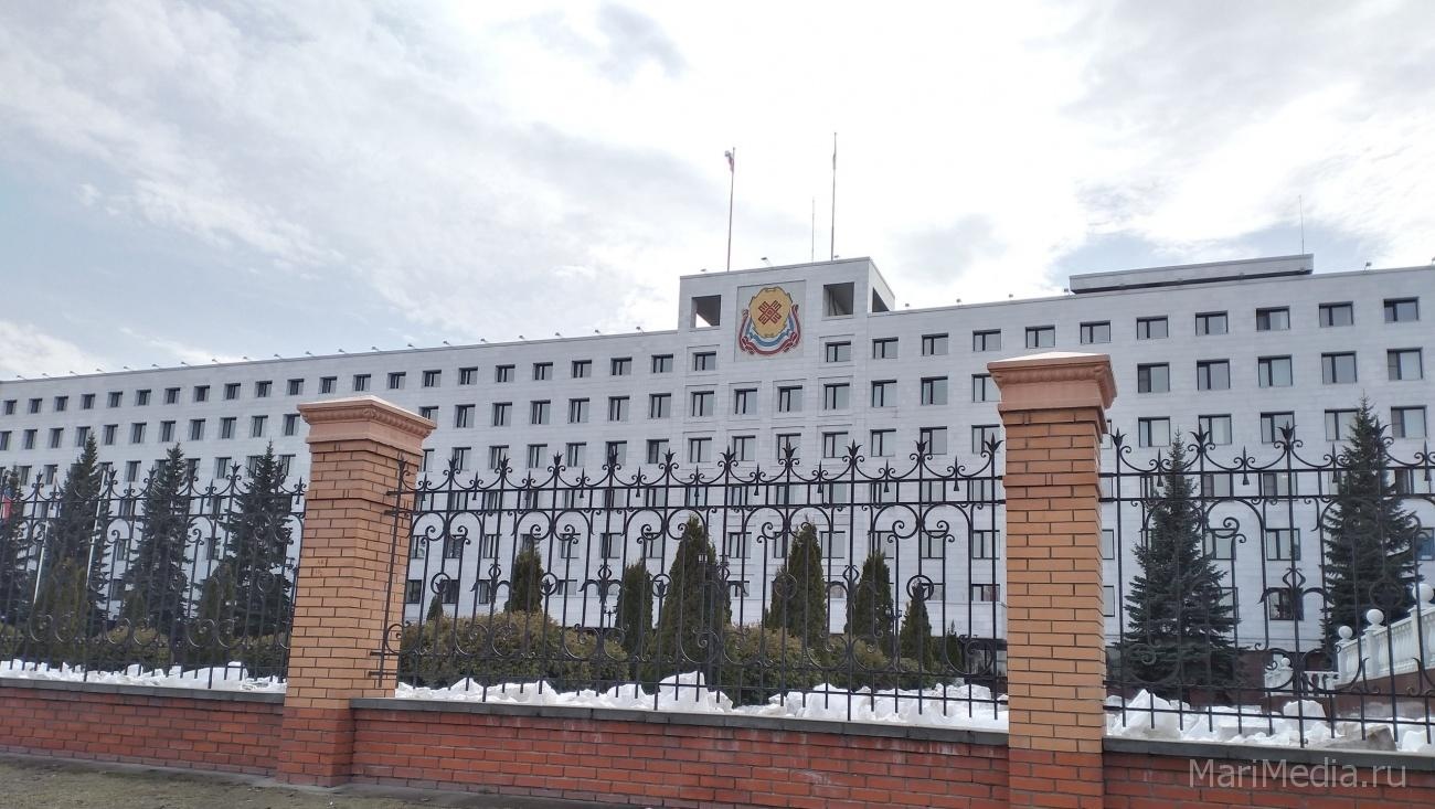 Парламентариям Марий Эл предстоит обсудить 20 вопросов на сессии