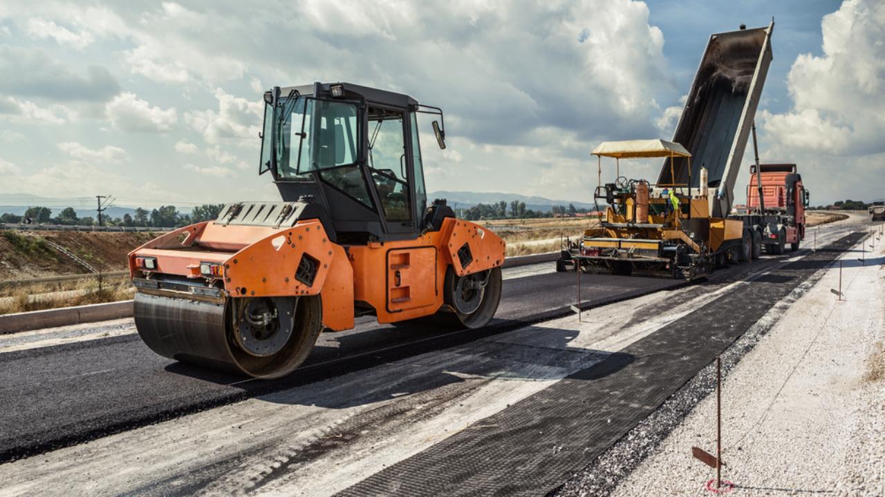 В России обновят сотни участков дорог, ведущих к туристическим достопримечательностям