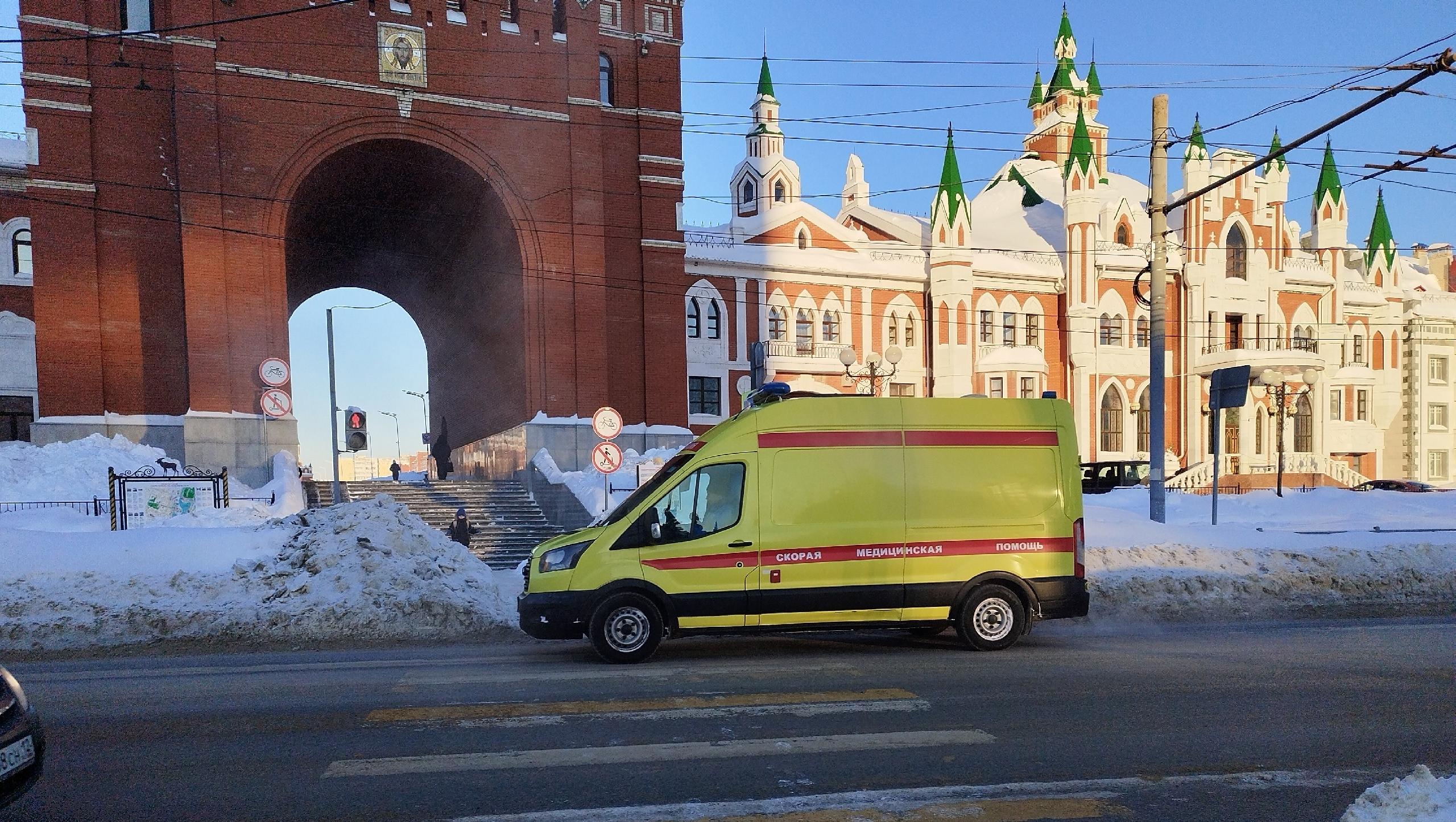 В Марий Эл за неделю 283 человека вызвали скорую из-за ОРВИ