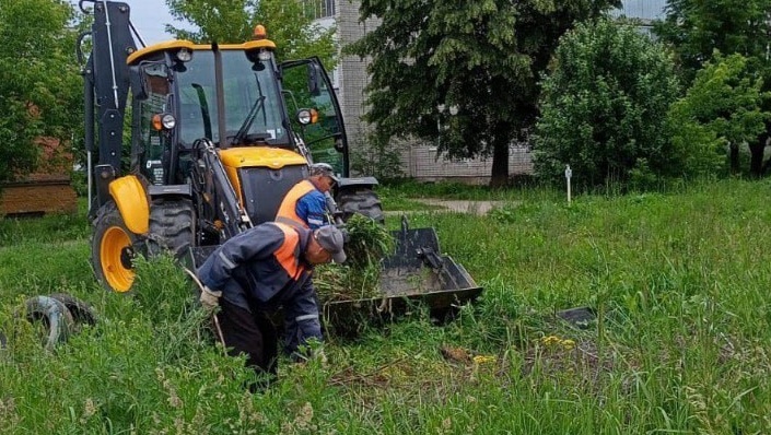 По сообщению горожан ликвидировали стихийную свалку в Йошкар-Оле