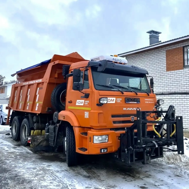 На заснеженных улицах Йошкар-Олы появился универсальный «солдат»