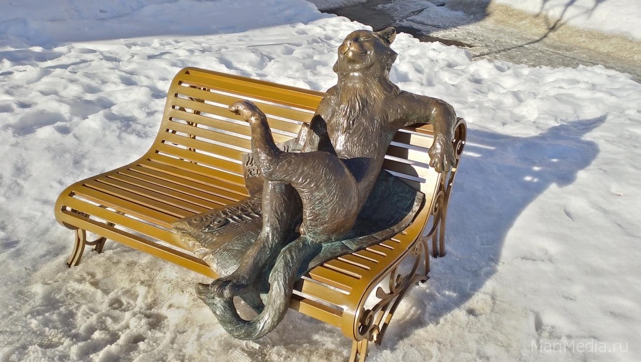 Йошкин кот попал в ТОП-10 кошачьих мест в России