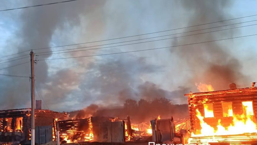 В Моркинском районе на пожаре сгорела семья