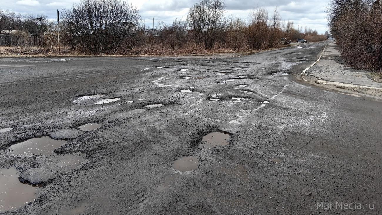 Дорога на Туруновское кладбище разбита в хлам