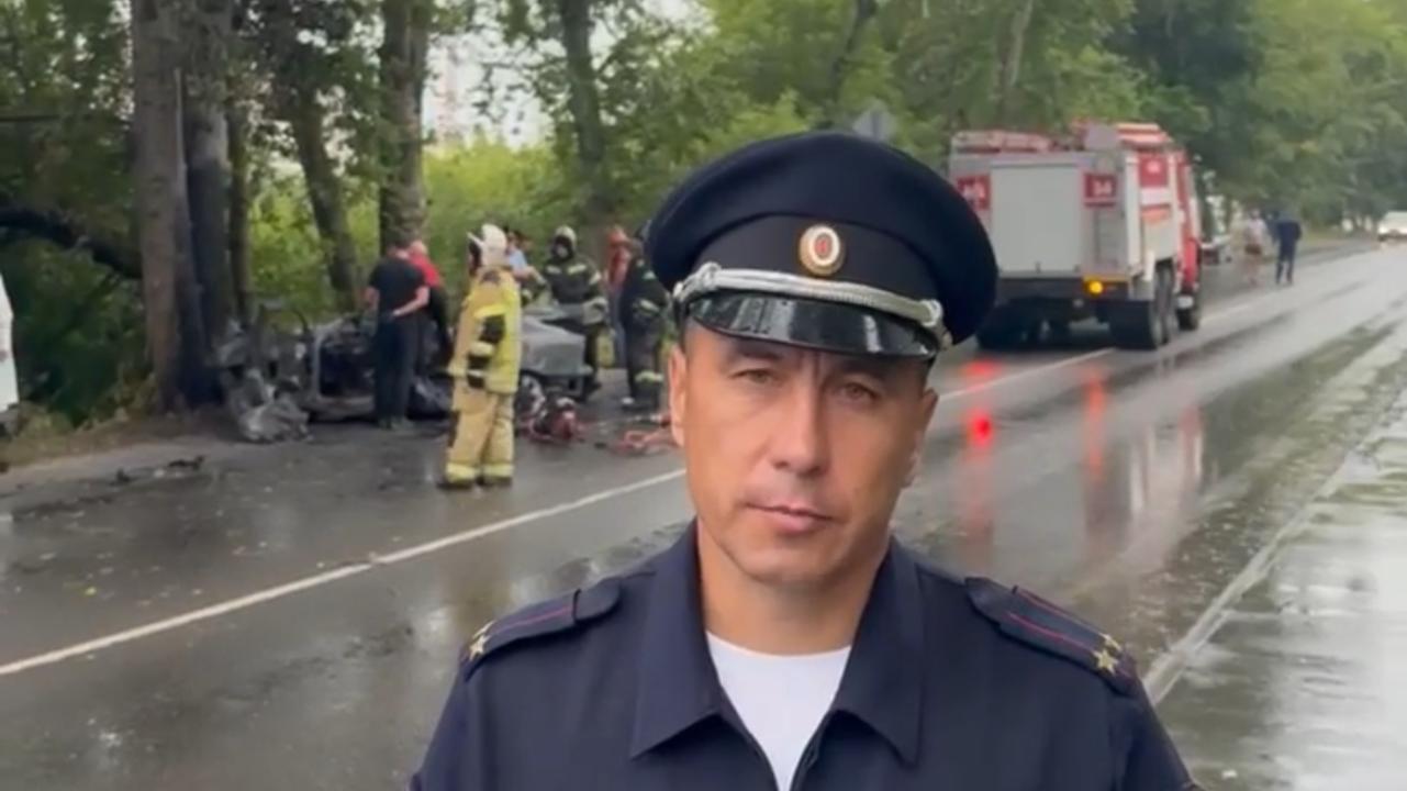 За рулём сгоревшей иномарки в Зеленодольске был 30-летний волжанин без прав