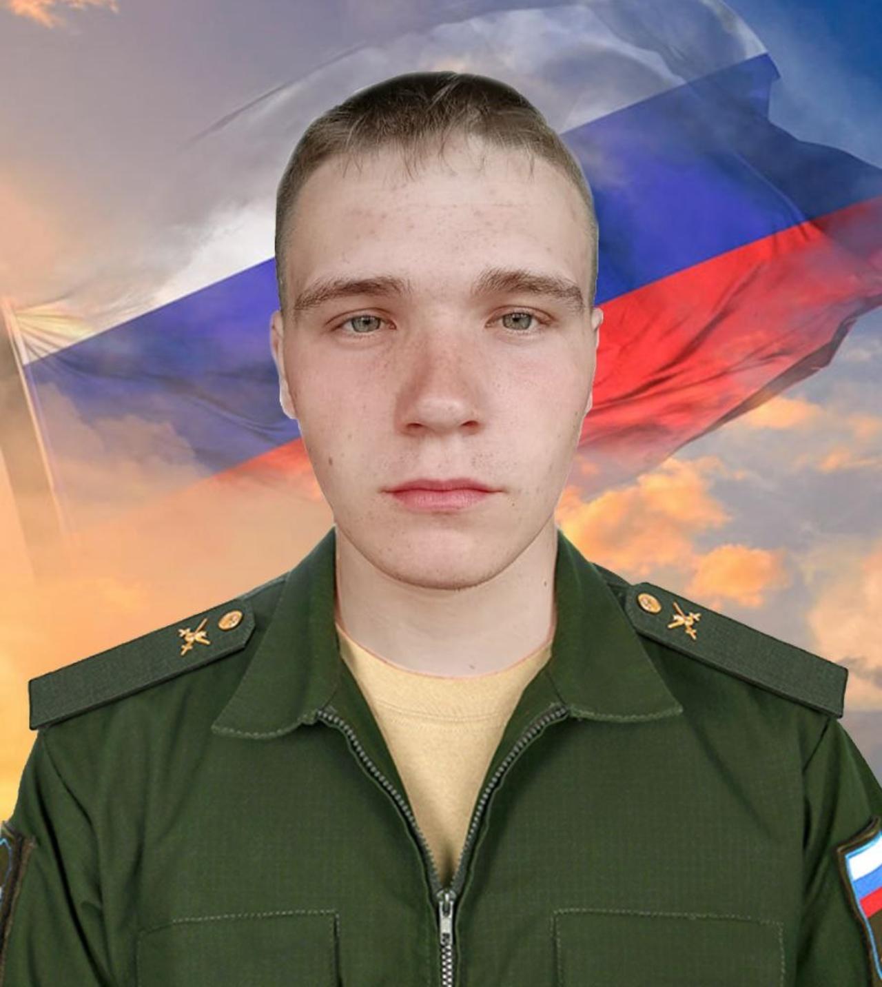 В Советском районе прощаются с 19-летним бойцом, погибшим год назад