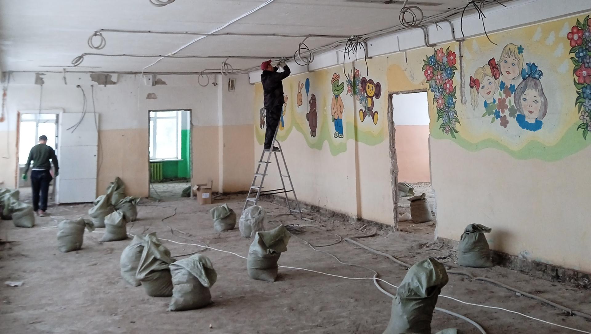 В школе посёлка Юрино завершили демонтажные работы