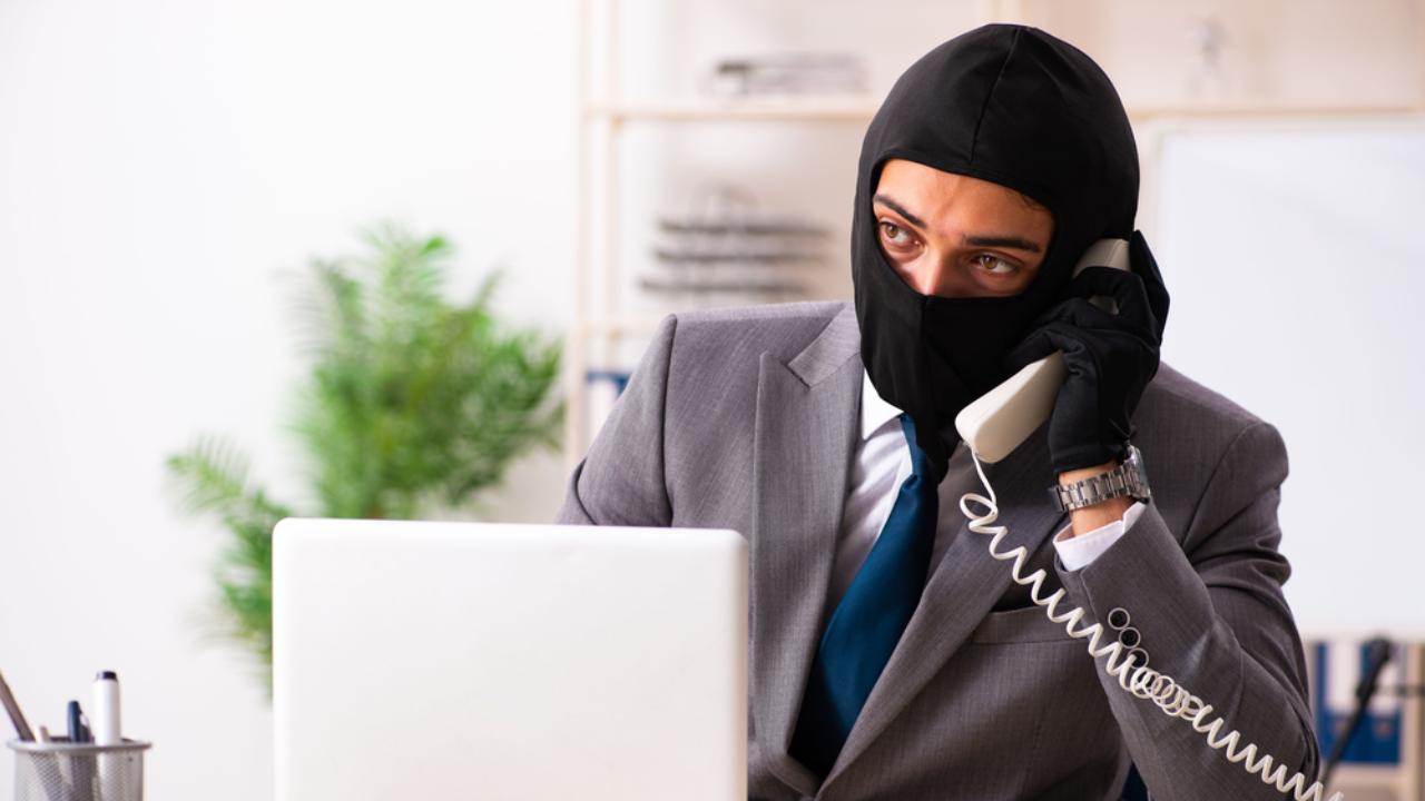 Аферисты придумали схему со старыми объявлениями